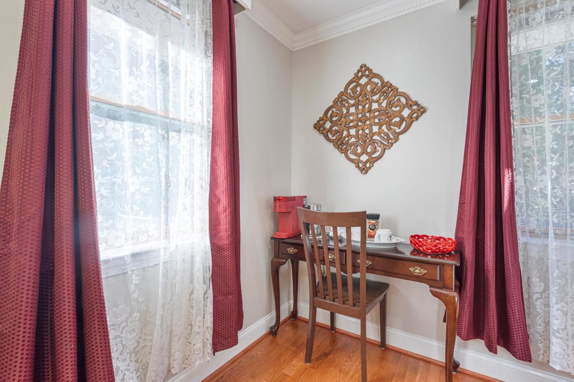 Hotel Charming Boutique Haven Fort Washington Exterior foto